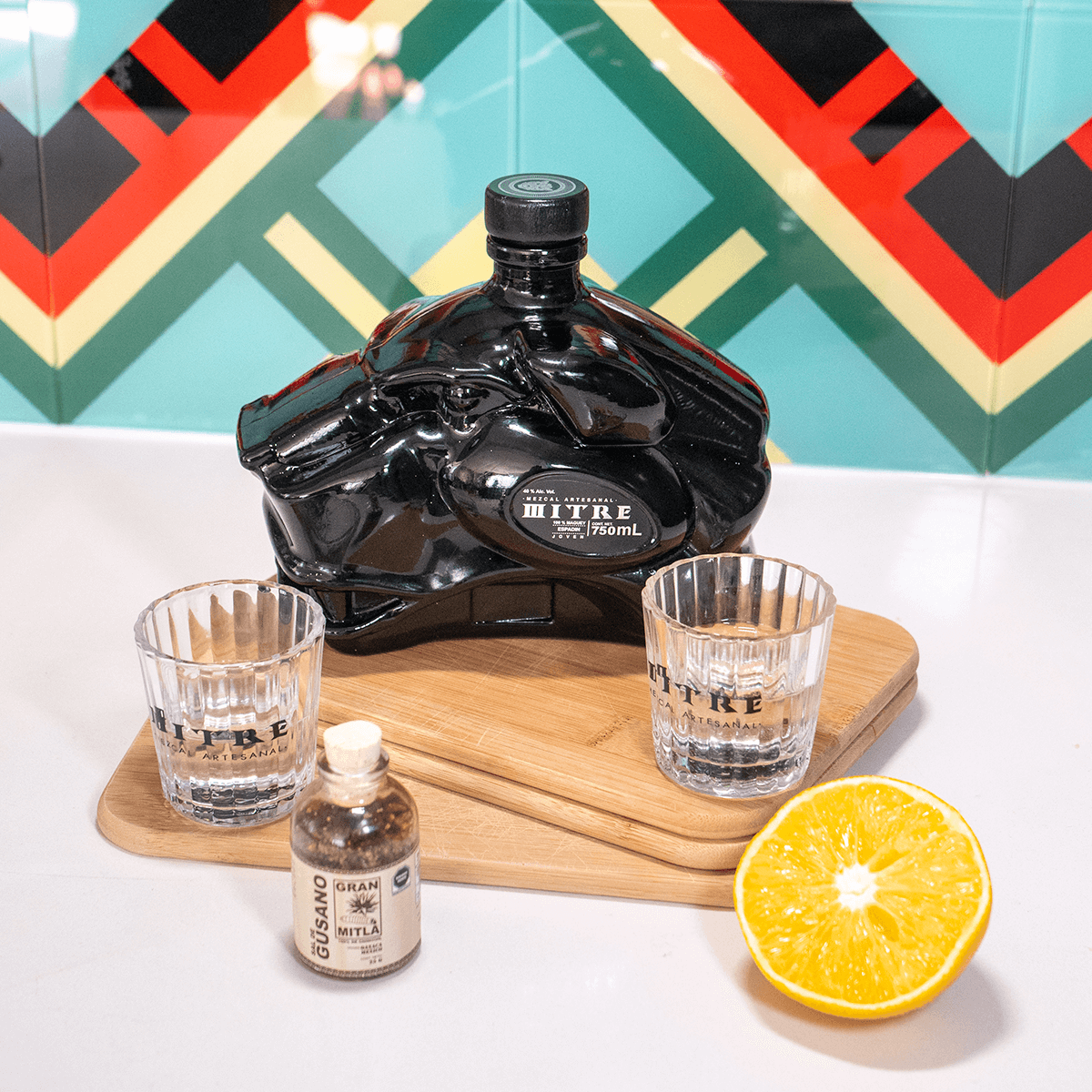 Kit Mezcalero Espadín de Mezcal Mitre con vasos cruz y sal de gusano - Experiencia completa premium