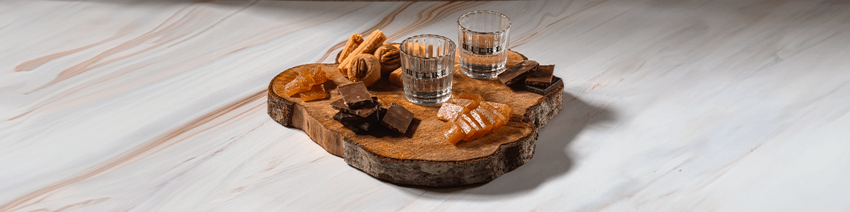 Maridaje Perfecto: Mezcal Mitre y Dulces que Enamoran - Mezcal Mitre