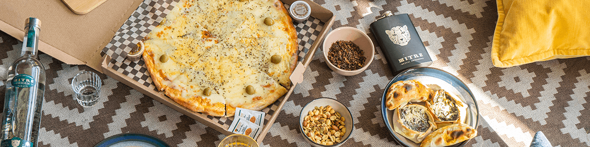 Maridaje Único: Mezcal Mitre y Pizza – La Pareja Perfecta - Mezcal Mitre