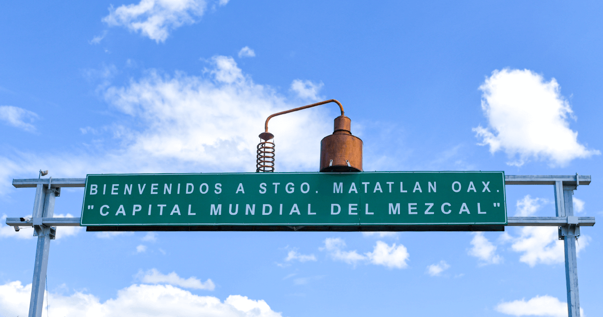¿Dónde se hace Mezcal Mitre? Conoce La Capital Mundial del Mezcal - Mezcal Mitre