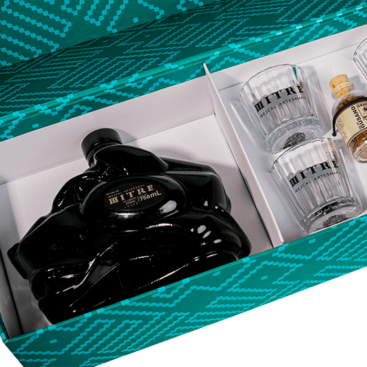 Kit Mitre Concierge - Regalo corporativo premium con mezcal, vasos y sal de gusano en caja personalizable